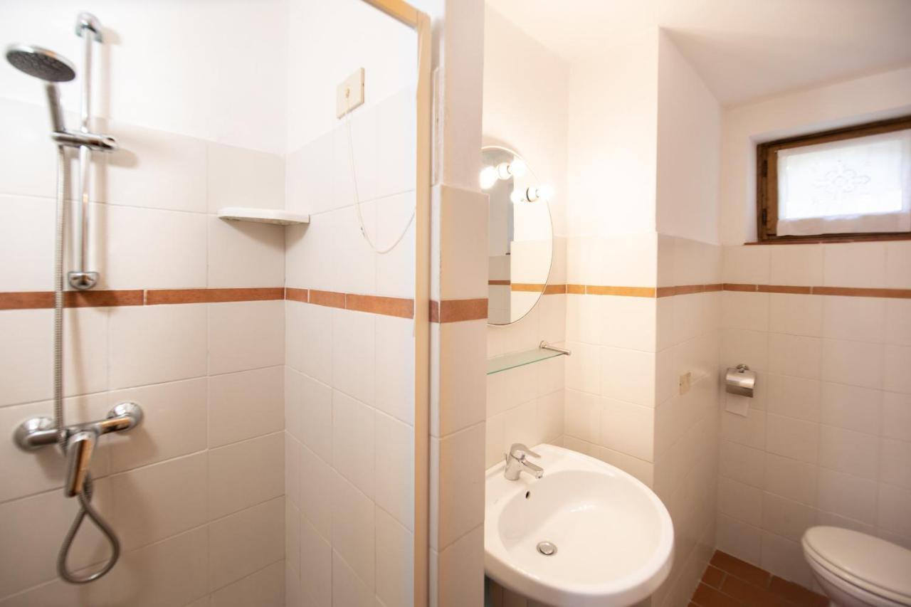 Casetta Di Butia, Glicine Apartment Borgo a Mozzano Exterior foto
